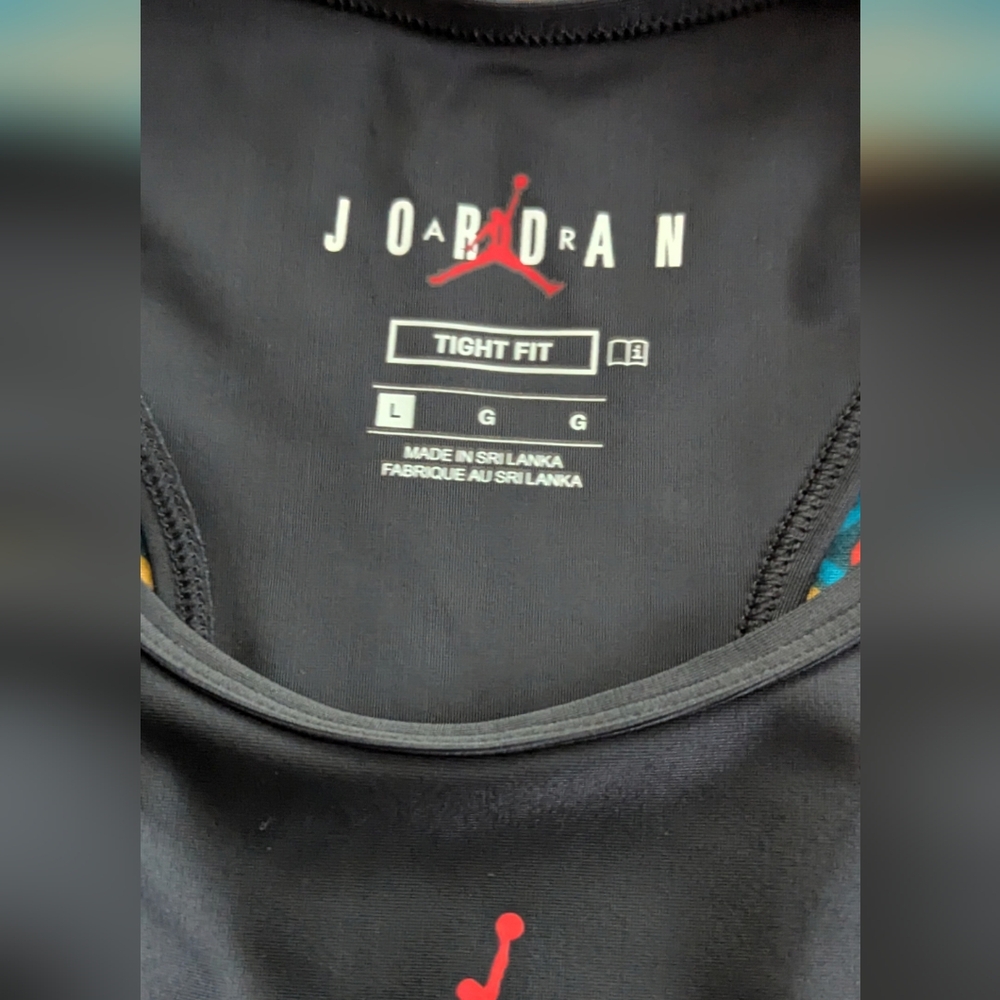 The Jordan Essentials Crop Top - Picture 3 of 5